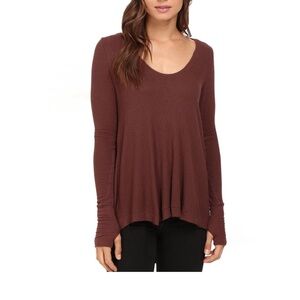 Free People We The Free Malibu Thermal Ling Sleeve High Low Top in Rich Brown